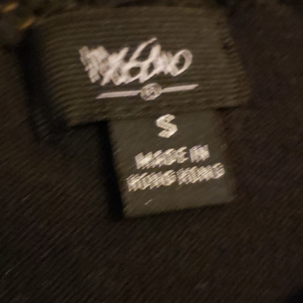 TOP Size Small - Picture 14 of 16